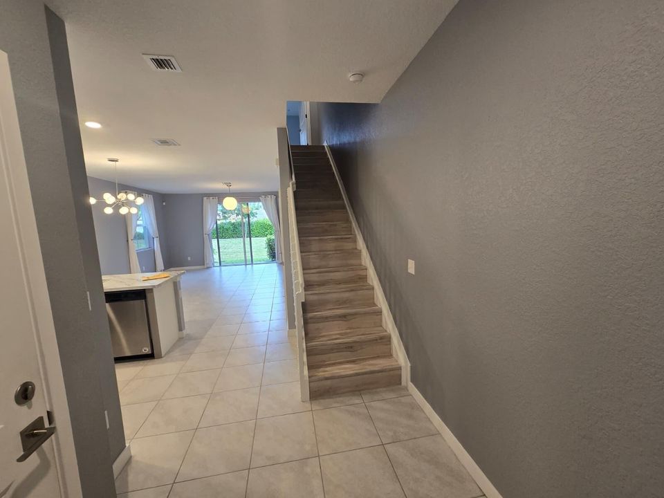 В аренду: $2,900 (3 спален, 2 ванн, 1314 Квадратных фут)