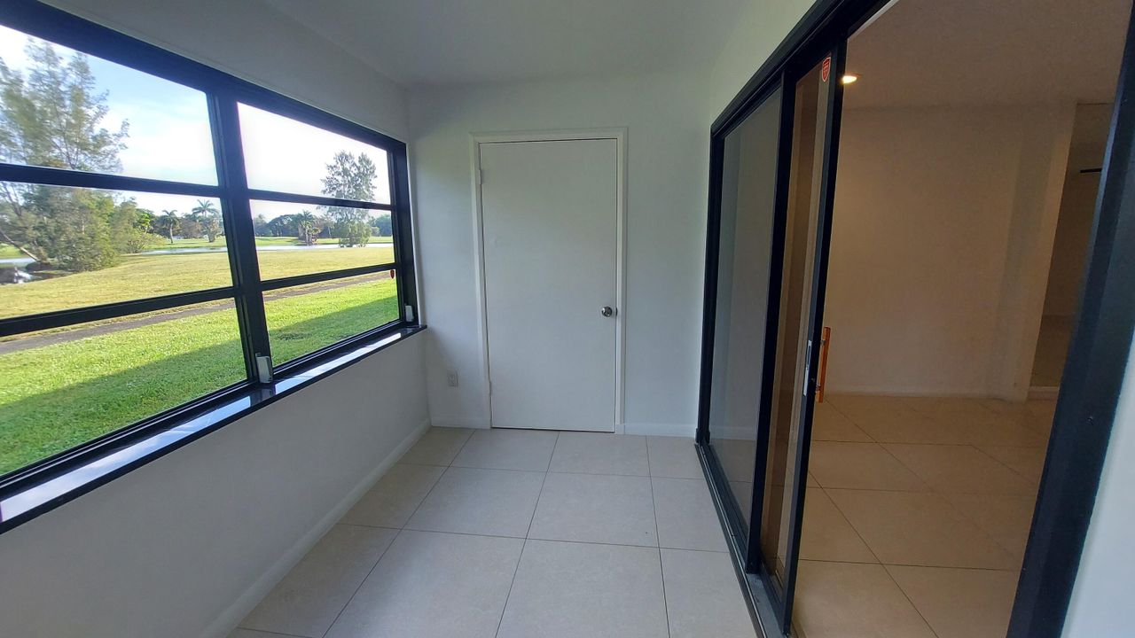 For Sale: $245,000 (2 beds, 2 baths, 1125 Square Feet)