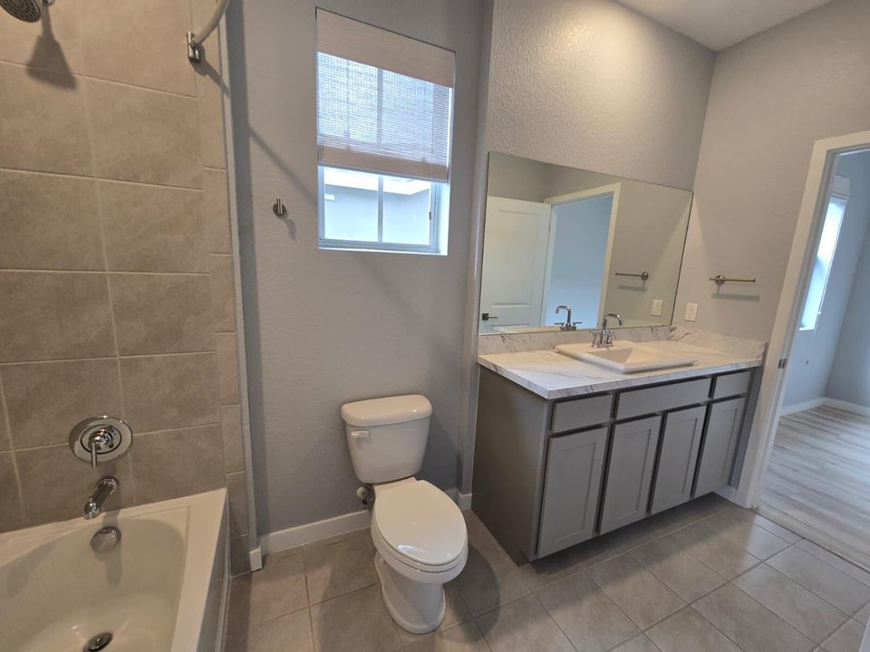 В аренду: $2,900 (3 спален, 2 ванн, 1314 Квадратных фут)