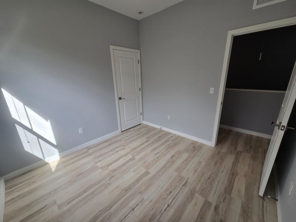 В аренду: $2,900 (3 спален, 2 ванн, 1314 Квадратных фут)