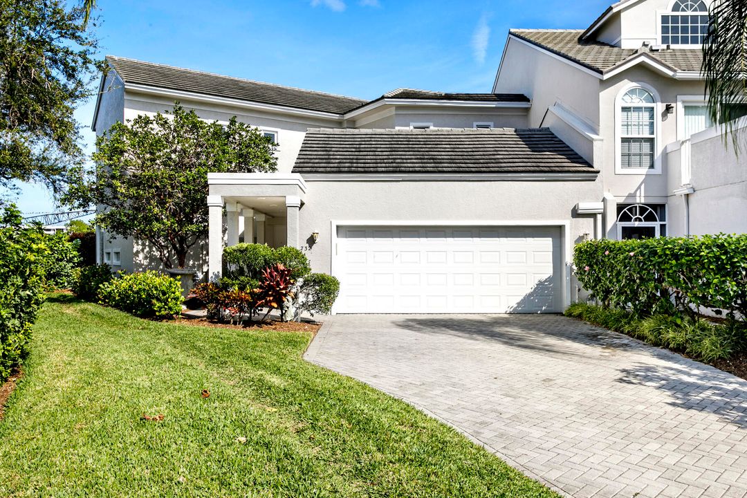 En Venta: $2,000,000 (3 camas, 3 baños, 2943 Pies cuadrados)