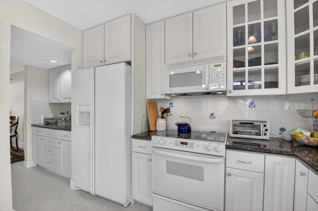 待售: $1,495,000 (3 贝兹, 2 浴室, 2542 平方英尺)