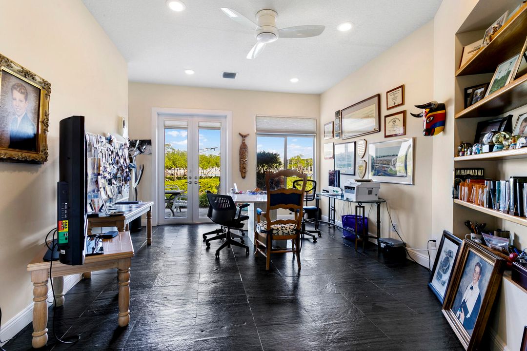 En Venta: $2,000,000 (3 camas, 3 baños, 2943 Pies cuadrados)