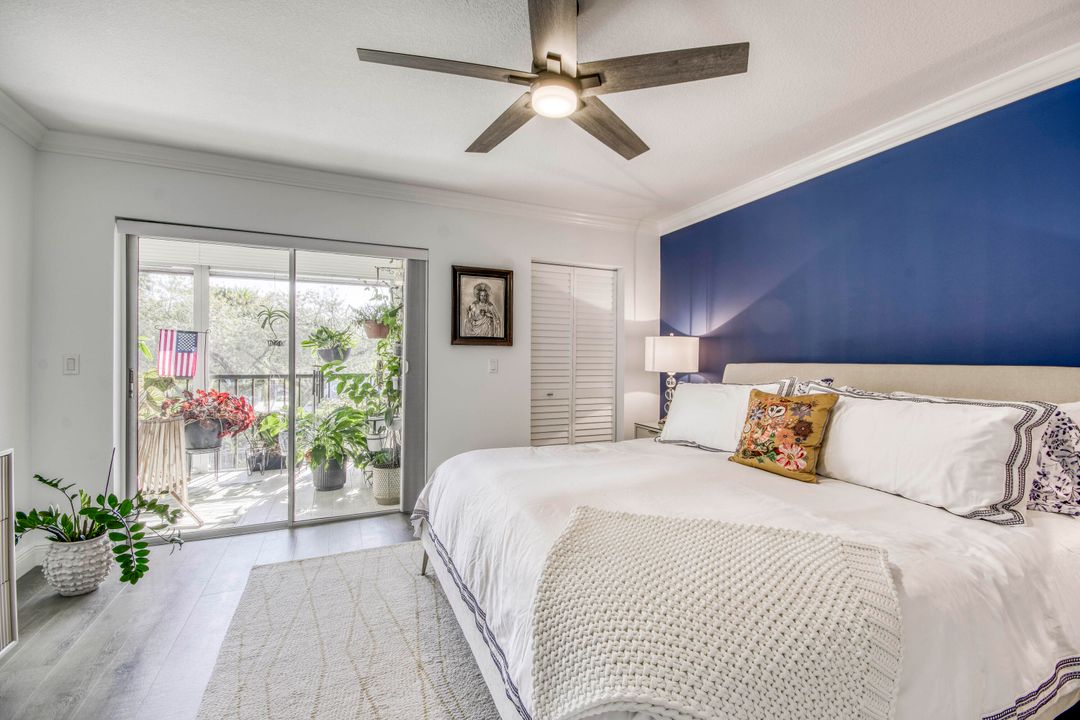 For Sale: $259,000 (2 beds, 2 baths, 1044 Square Feet)