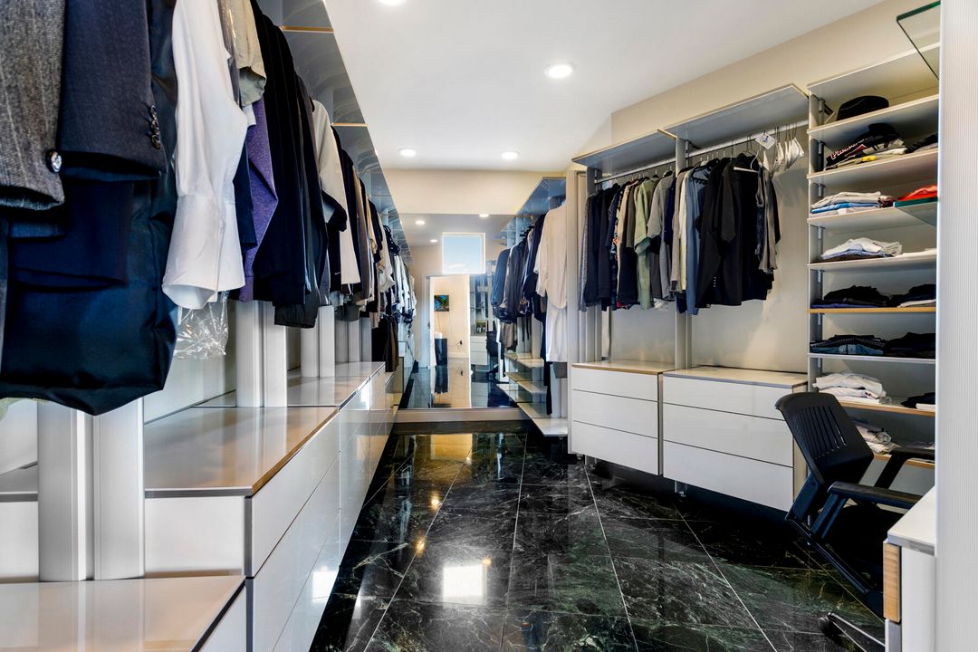 En Venta: $2,000,000 (3 camas, 3 baños, 2943 Pies cuadrados)