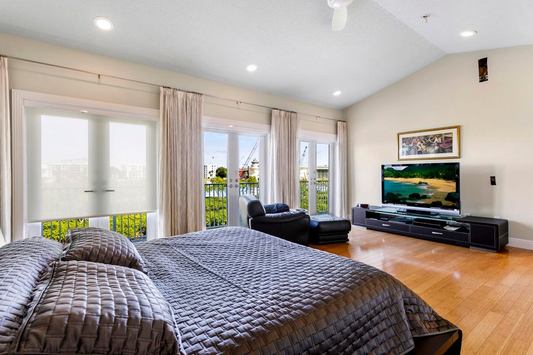 En Venta: $2,000,000 (3 camas, 3 baños, 2943 Pies cuadrados)