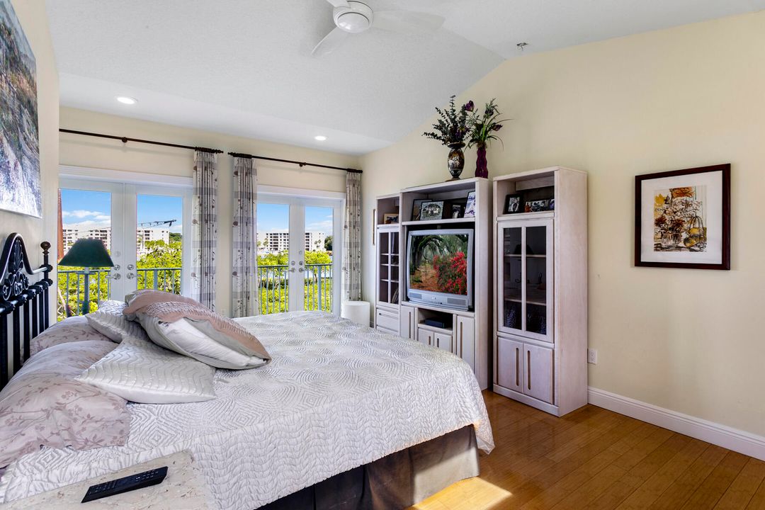 En Venta: $2,000,000 (3 camas, 3 baños, 2943 Pies cuadrados)