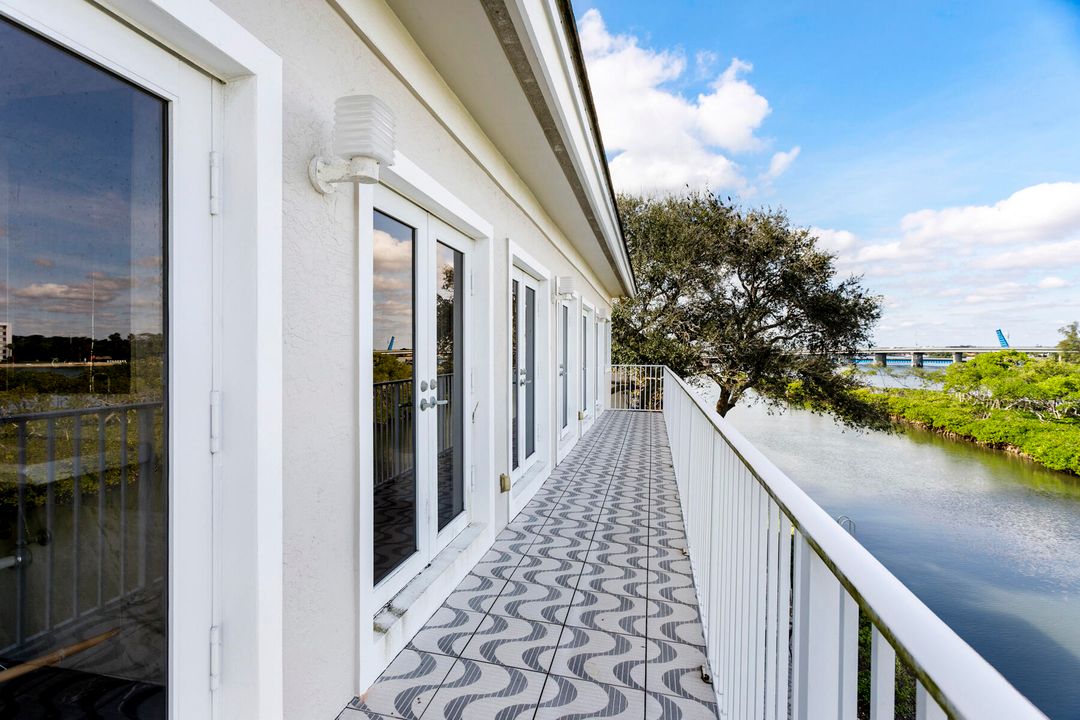 En Venta: $2,000,000 (3 camas, 3 baños, 2943 Pies cuadrados)