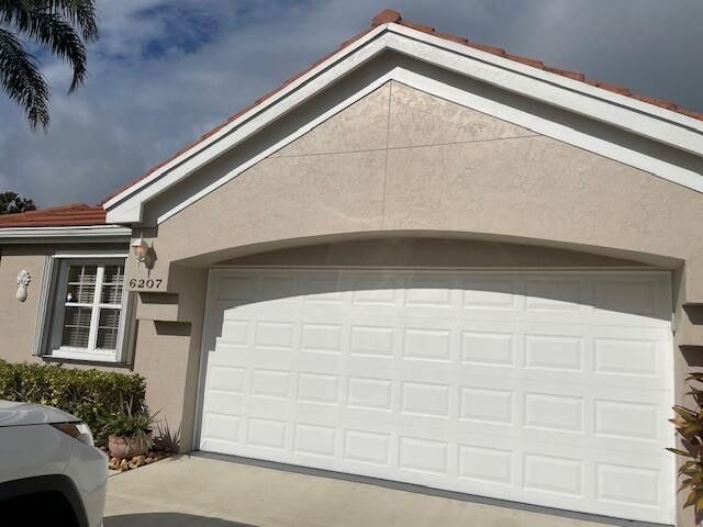 合同活跃: $350,000 (3 贝兹, 2 浴室, 1488 平方英尺)