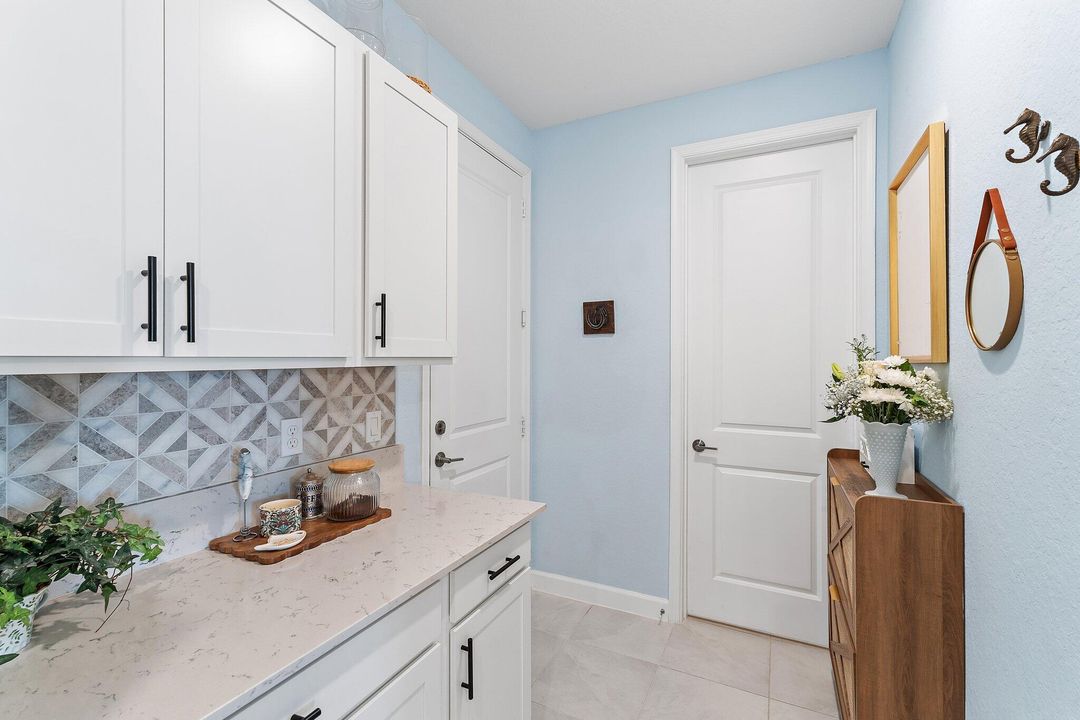 待售: $464,900 (4 贝兹, 2 浴室, 2240 平方英尺)