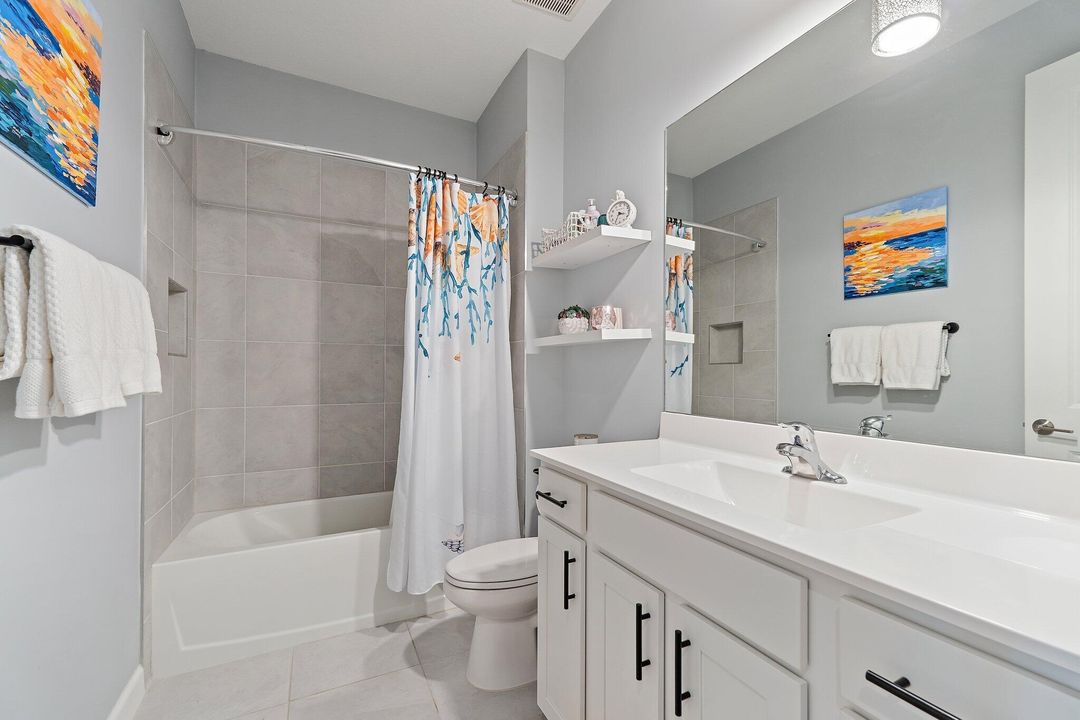 待售: $464,900 (4 贝兹, 2 浴室, 2240 平方英尺)