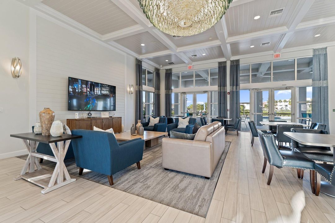 待售: $464,900 (4 贝兹, 2 浴室, 2240 平方英尺)