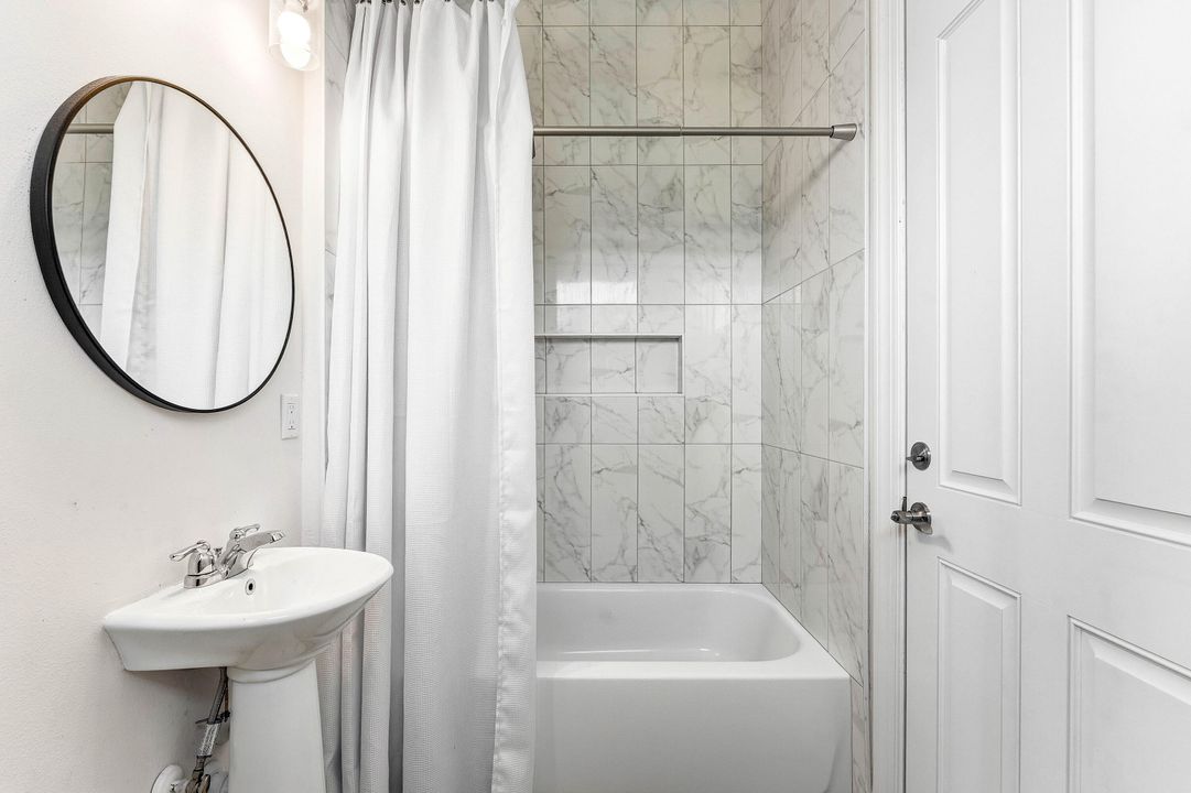 待售: $550,000 (3 贝兹, 2 浴室, 2335 平方英尺)