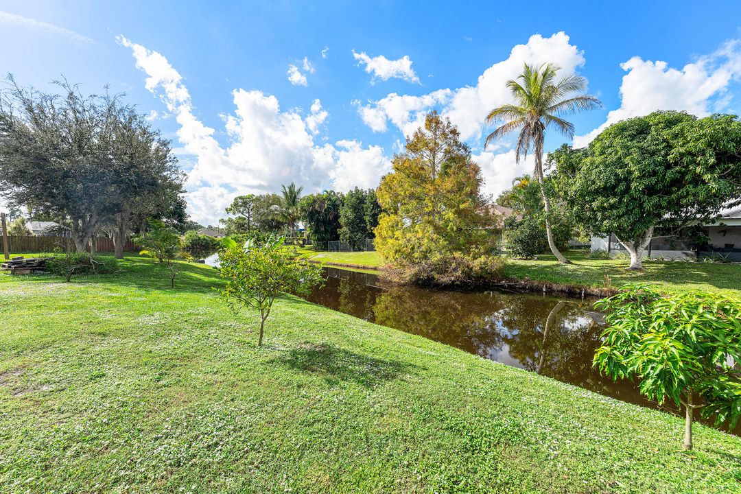 待售: $550,000 (3 贝兹, 2 浴室, 2335 平方英尺)