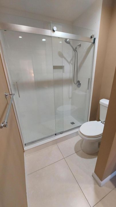 For Sale: $245,000 (2 beds, 2 baths, 1125 Square Feet)