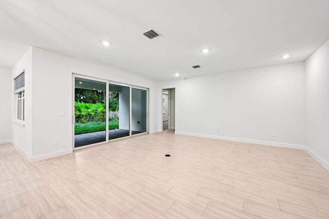 待售: $509,942 (4 贝兹, 3 浴室, 2493 平方英尺)