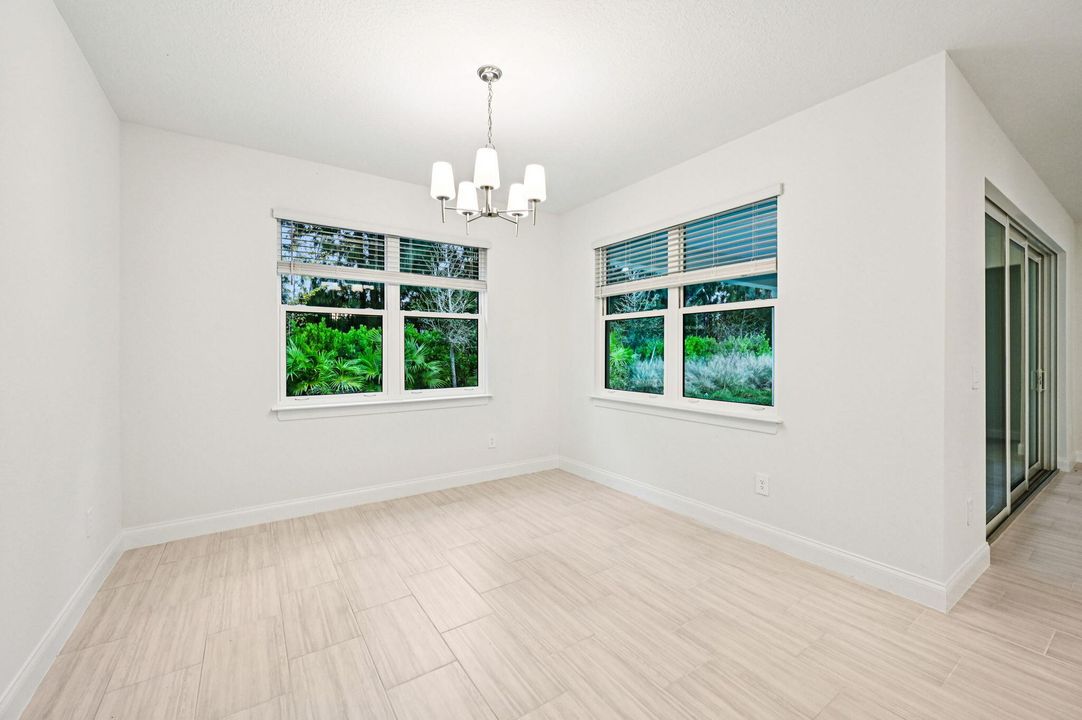 待售: $509,942 (4 贝兹, 3 浴室, 2493 平方英尺)