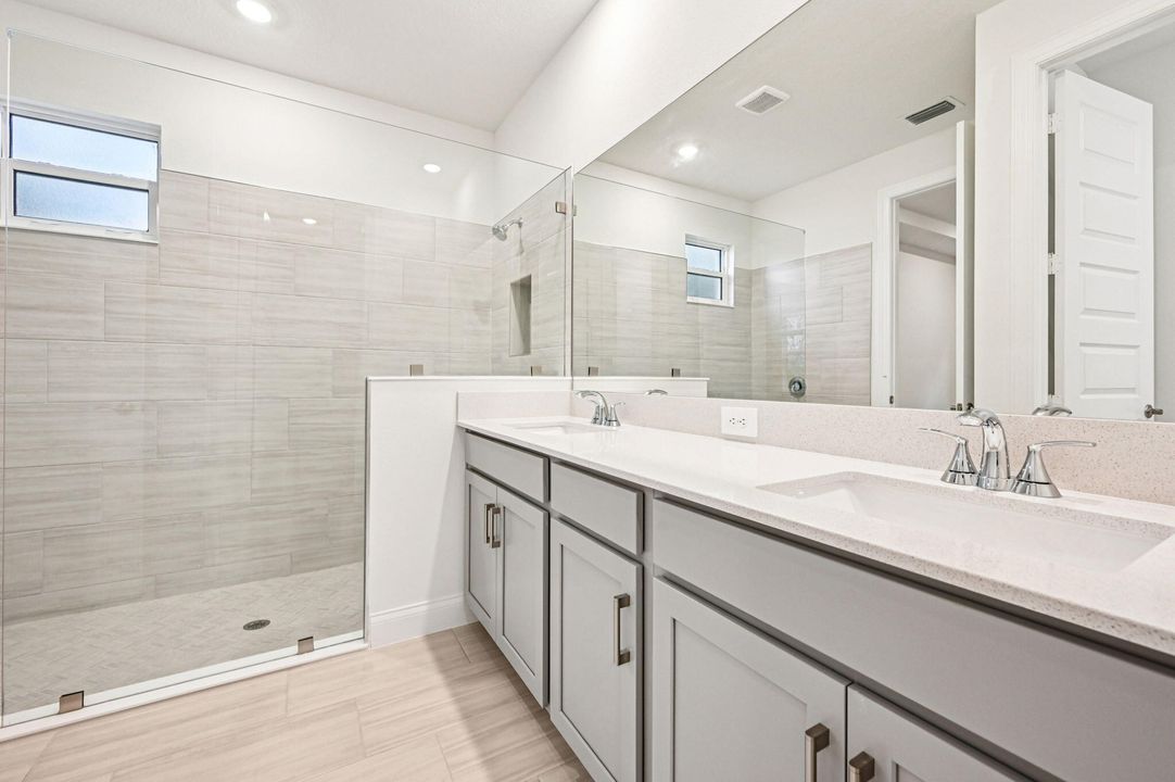 待售: $509,942 (4 贝兹, 3 浴室, 2493 平方英尺)