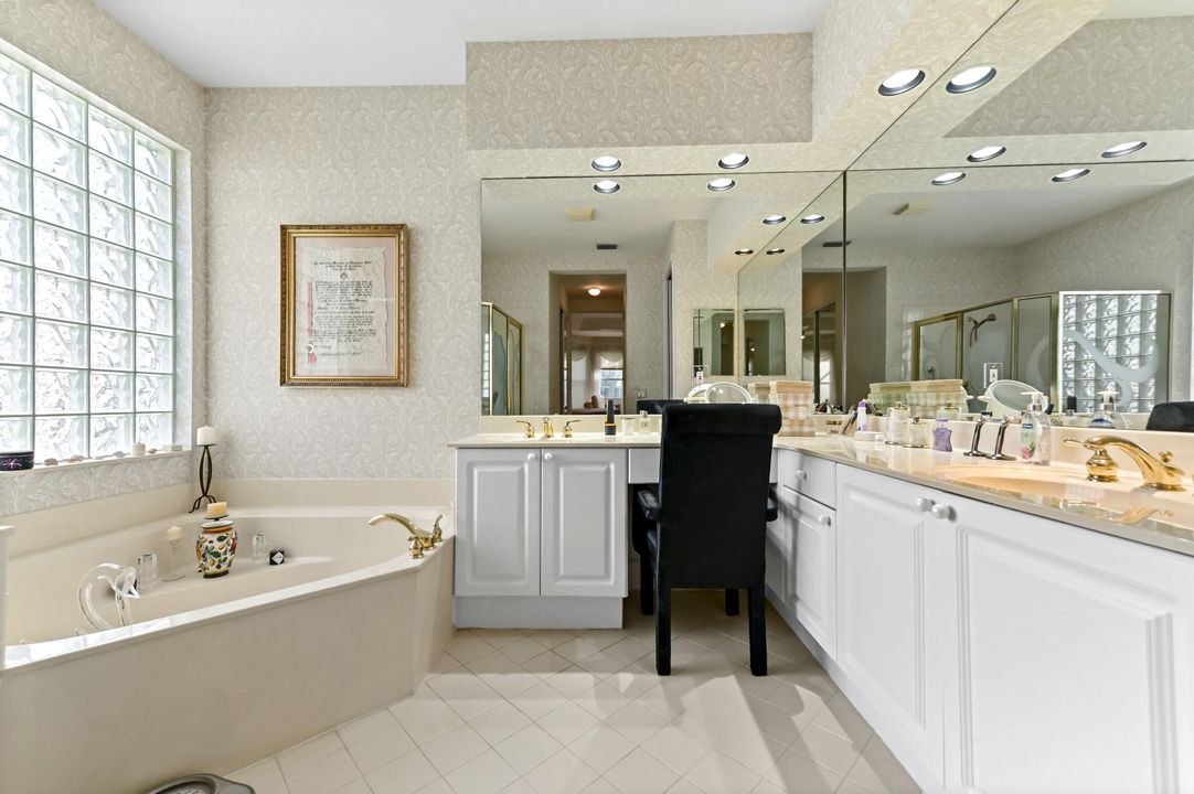 For Sale: $699,000 (3 beds, 2 baths, 2616 Square Feet)