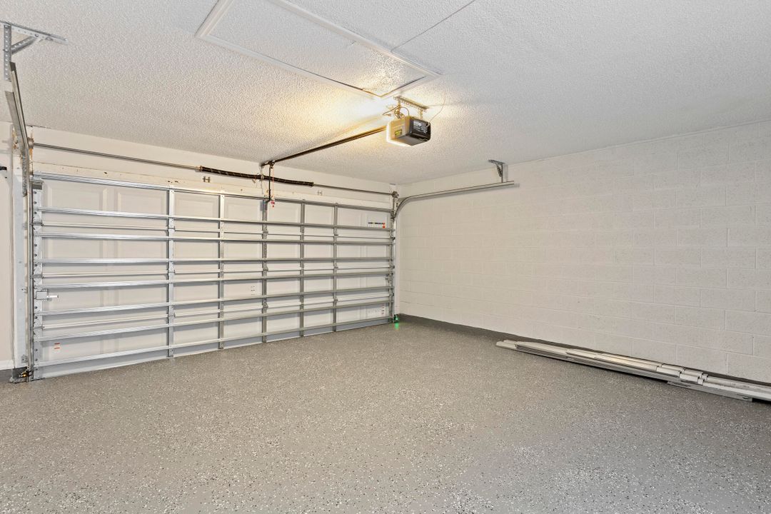 For Sale: $435,000 (3 beds, 2 baths, 1623 Square Feet)