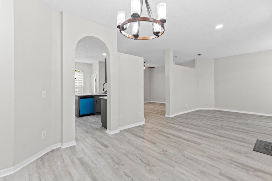 For Sale: $435,000 (3 beds, 2 baths, 1623 Square Feet)