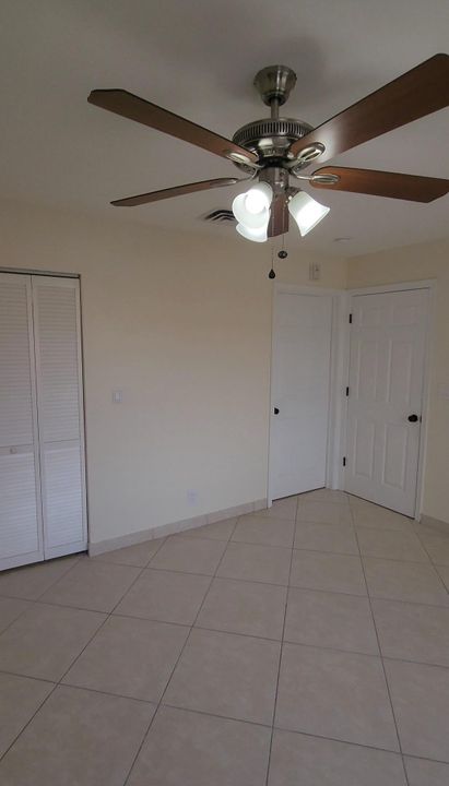 For Rent: $1,800 (1 beds, 1 baths, 662 Square Feet)