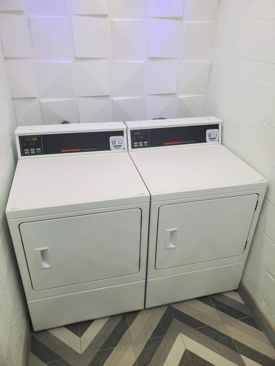 For Rent: $1,800 (1 beds, 1 baths, 662 Square Feet)