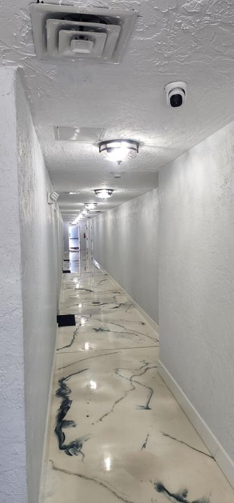 For Rent: $1,800 (1 beds, 1 baths, 662 Square Feet)