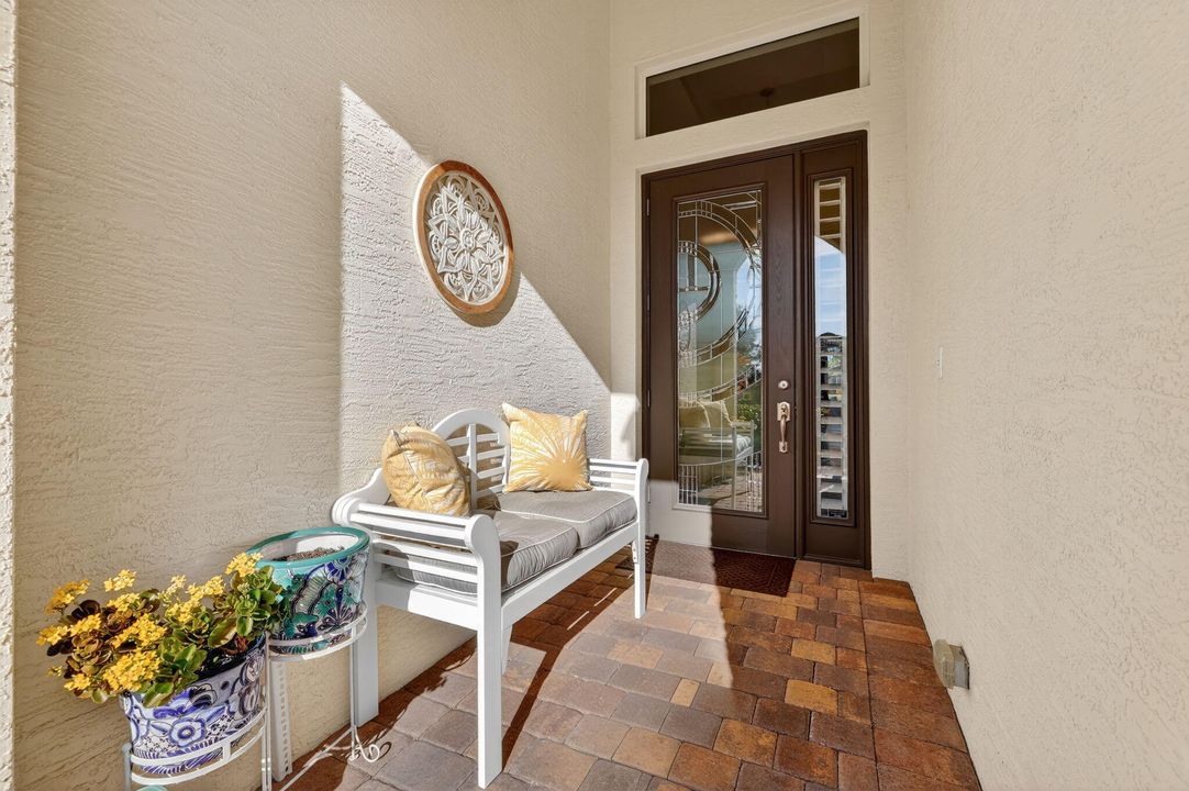 待售: $569,000 (2 贝兹, 2 浴室, 1932 平方英尺)