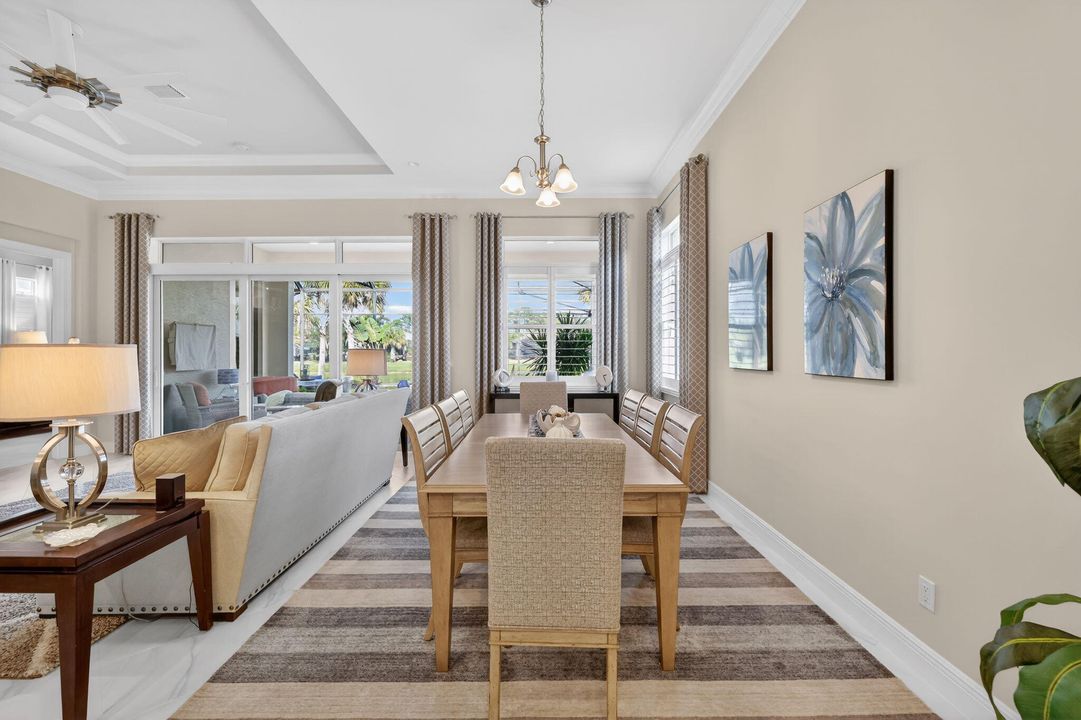 待售: $569,000 (2 贝兹, 2 浴室, 1932 平方英尺)