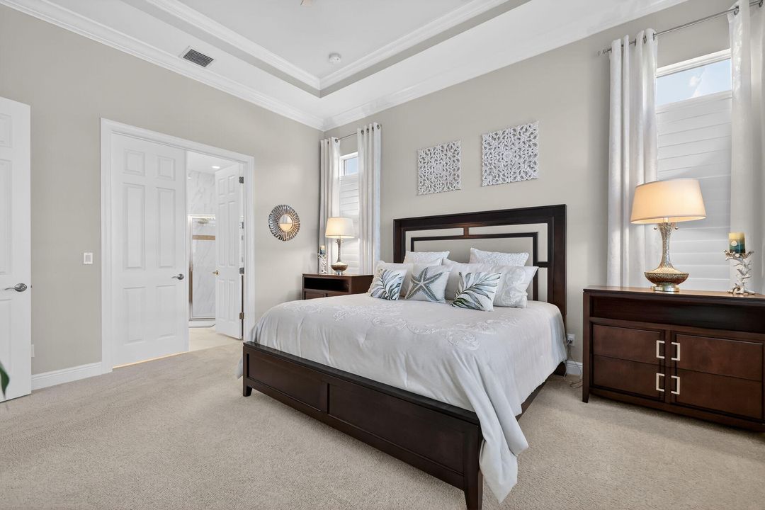 待售: $569,000 (2 贝兹, 2 浴室, 1932 平方英尺)