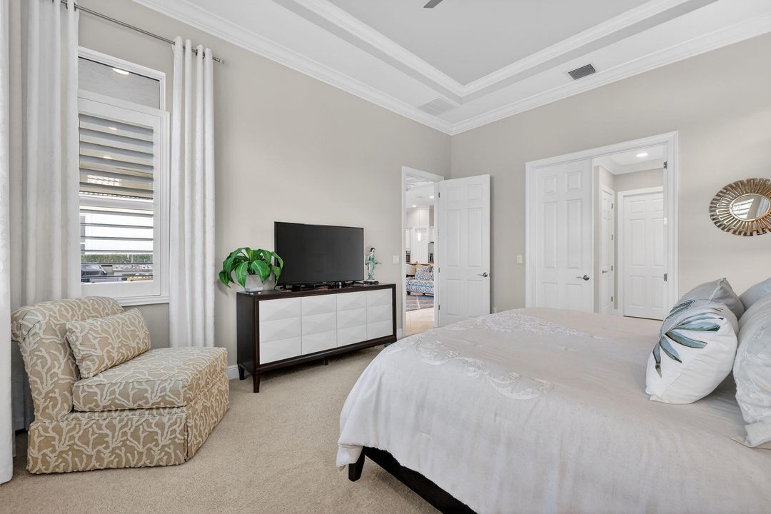 待售: $569,000 (2 贝兹, 2 浴室, 1932 平方英尺)