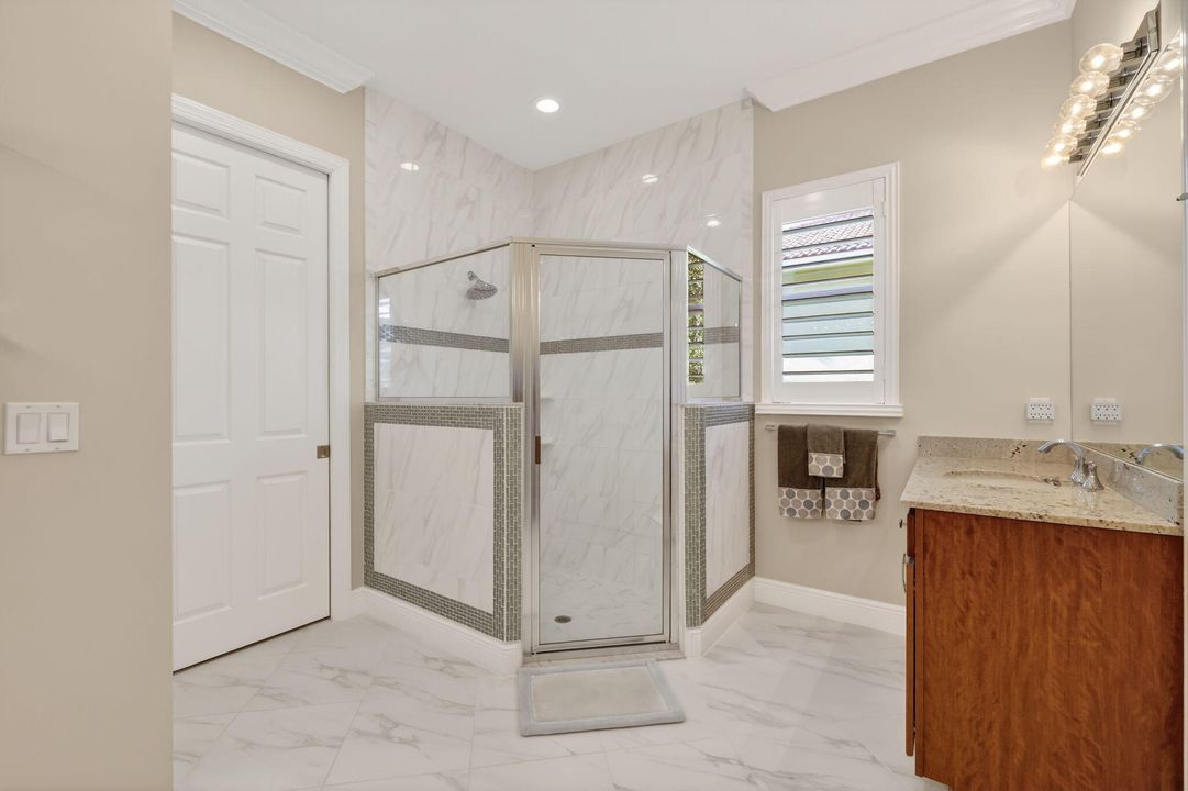 待售: $569,000 (2 贝兹, 2 浴室, 1932 平方英尺)