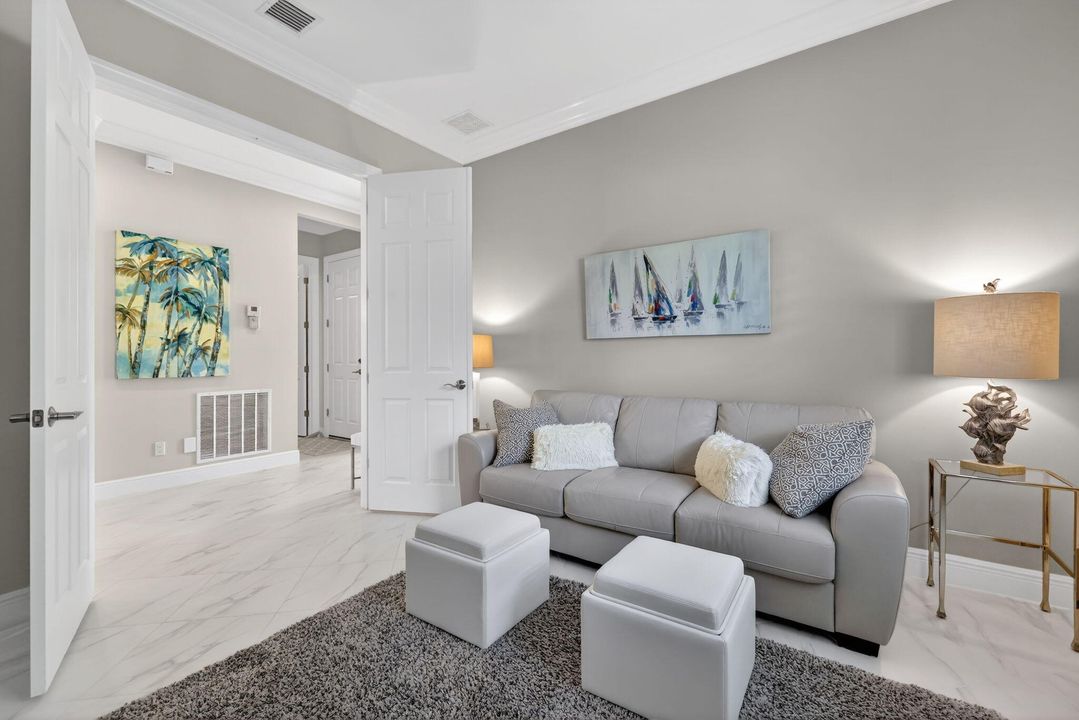 待售: $569,000 (2 贝兹, 2 浴室, 1932 平方英尺)