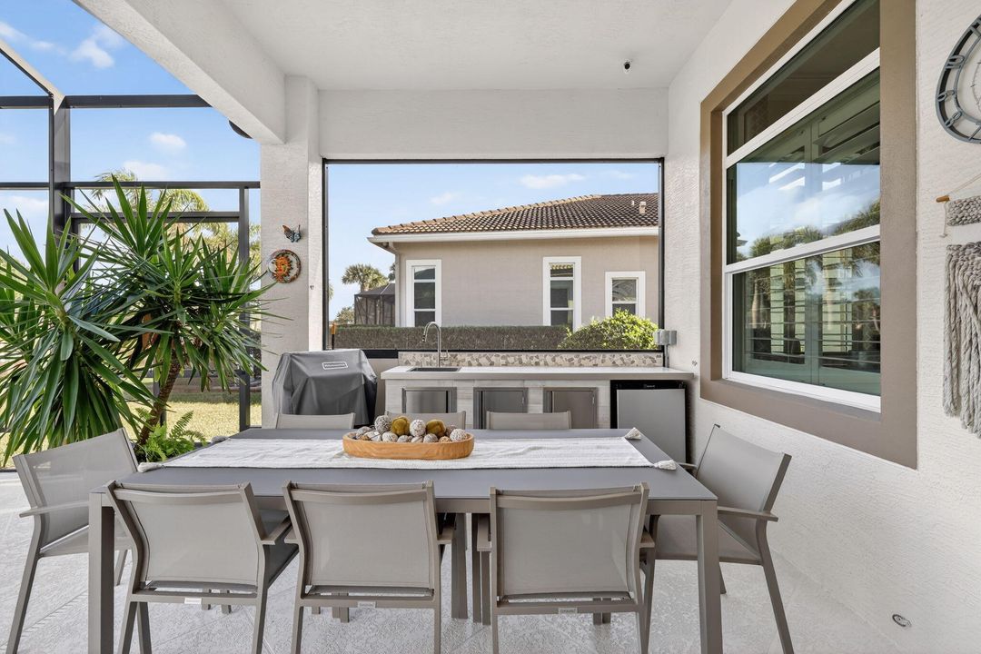 待售: $569,000 (2 贝兹, 2 浴室, 1932 平方英尺)