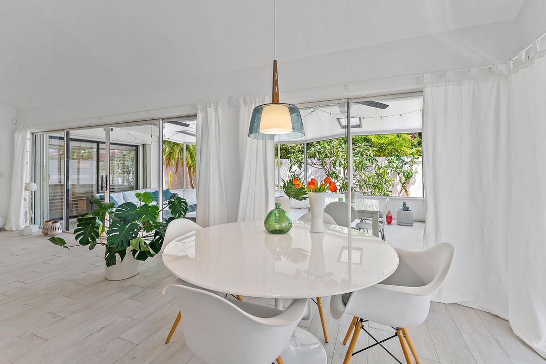 For Rent: $10,000 (3 beds, 2 baths, 1889 Square Feet)