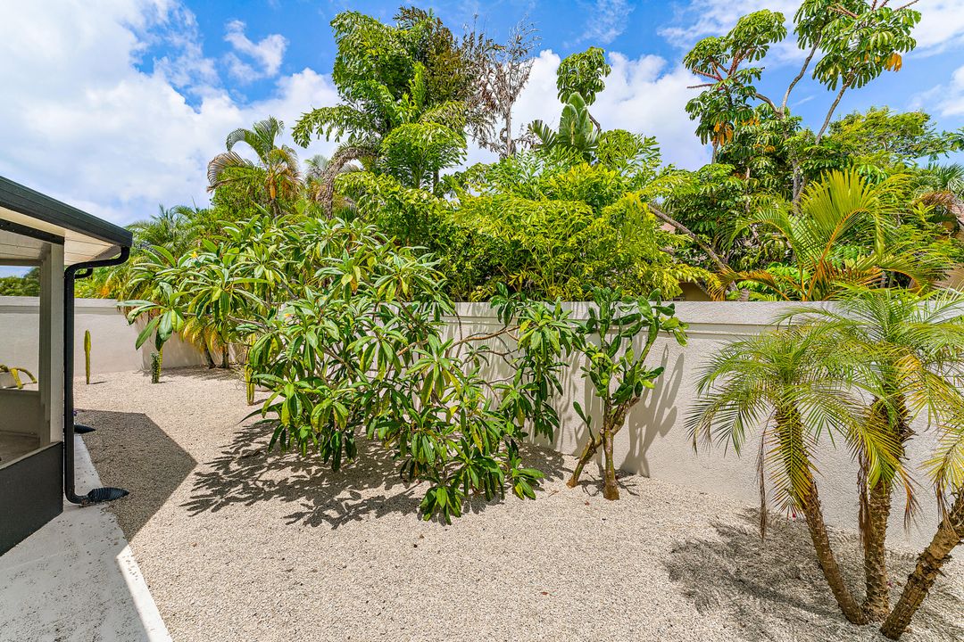 For Rent: $10,000 (3 beds, 2 baths, 1889 Square Feet)