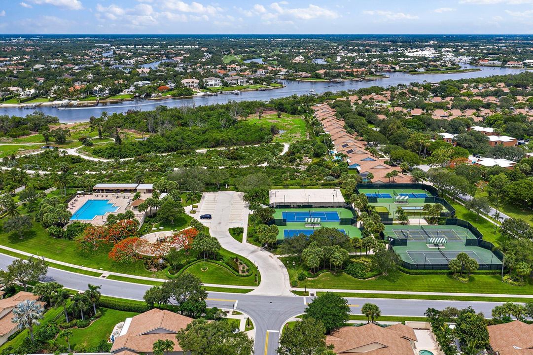 For Rent: $10,000 (3 beds, 2 baths, 1889 Square Feet)