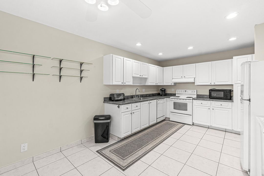 В аренду: $2,100 (2 спален, 2 ванн, 1335 Квадратных фут)