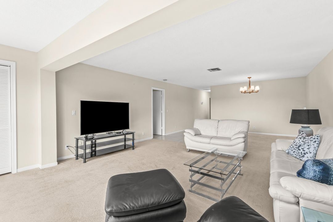 В аренду: $2,100 (2 спален, 2 ванн, 1335 Квадратных фут)