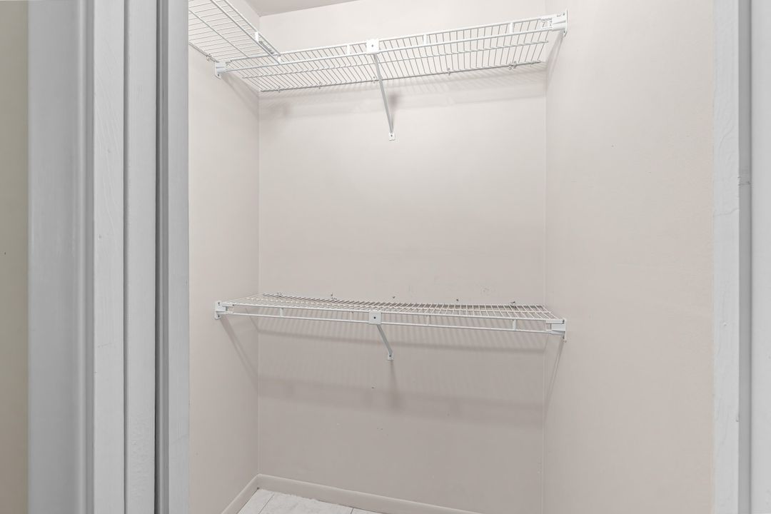 В аренду: $2,100 (2 спален, 2 ванн, 1335 Квадратных фут)