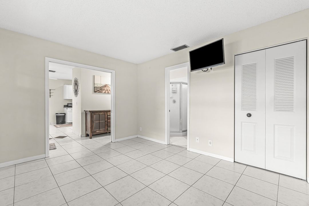 В аренду: $2,100 (2 спален, 2 ванн, 1335 Квадратных фут)