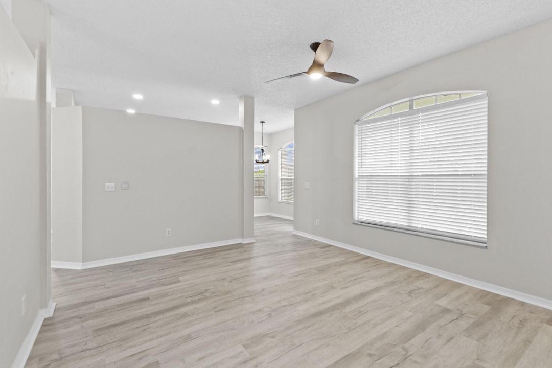 For Sale: $435,000 (3 beds, 2 baths, 1623 Square Feet)