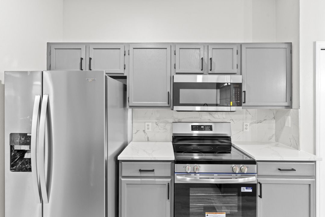 For Sale: $435,000 (3 beds, 2 baths, 1623 Square Feet)