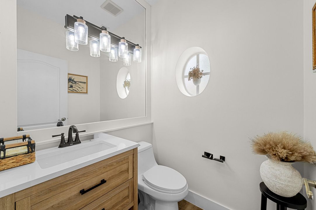 For Sale: $869,999 (3 beds, 2 baths, 2093 Square Feet)