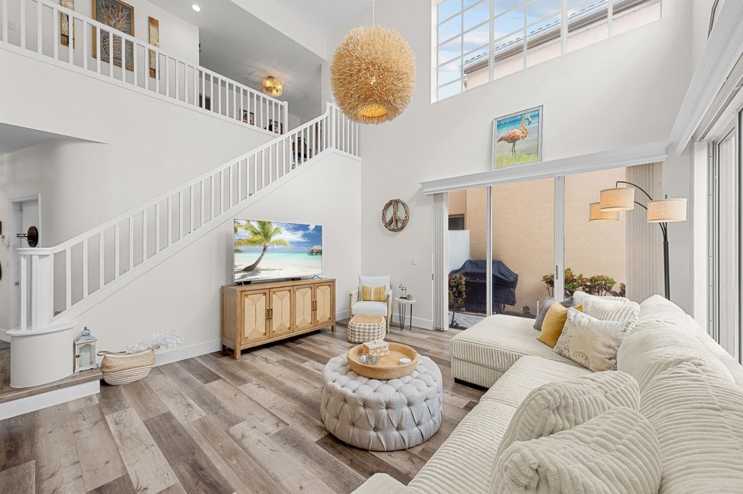 For Sale: $869,999 (3 beds, 2 baths, 2093 Square Feet)