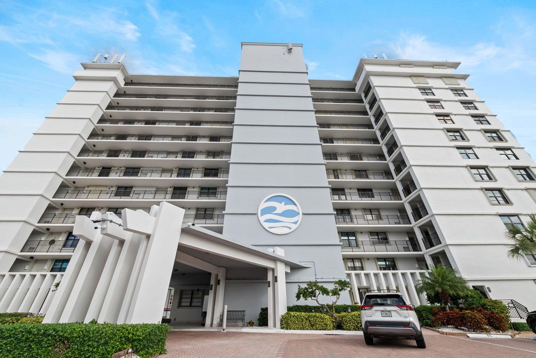 На продажу: $770,000 (2 спален, 2 ванн, 1295 Квадратных фут)