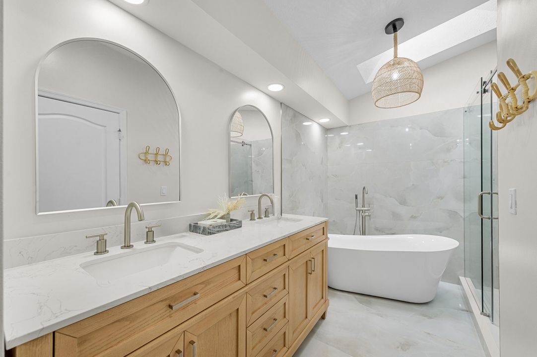 For Sale: $869,999 (3 beds, 2 baths, 2093 Square Feet)