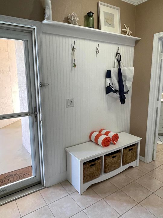 出租: $1,800 (1 贝兹, 1 浴室, 850 平方英尺)