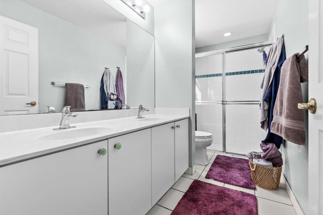 В аренду: $3,500 (3 спален, 2 ванн, 1670 Квадратных фут)